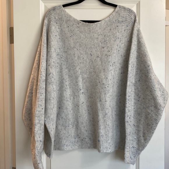 Joe Fresh Sweater - Picture 1 of 2